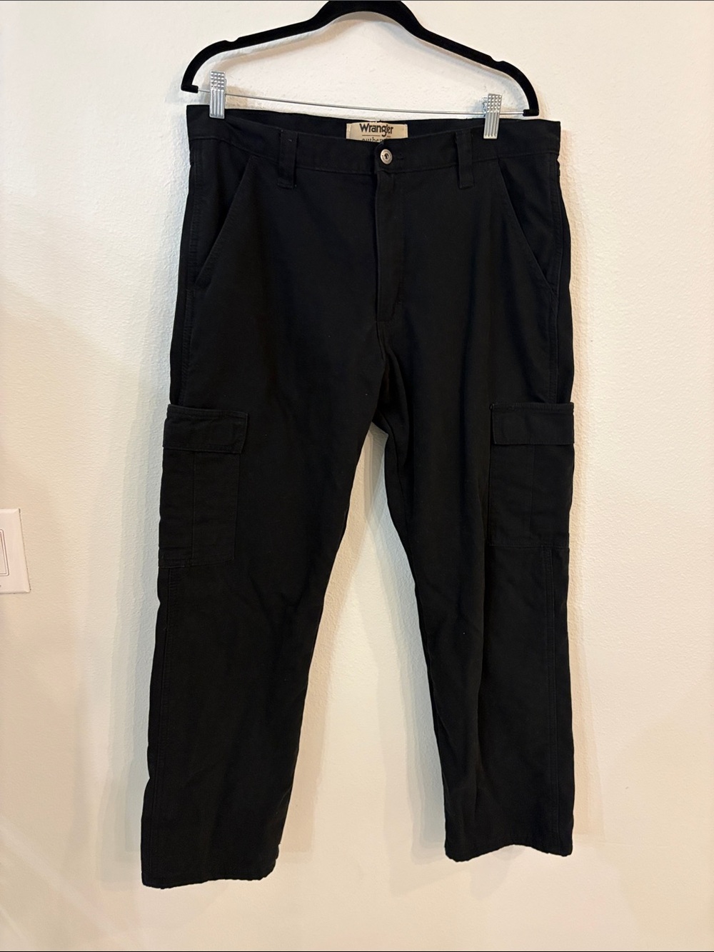 Wrangler Authentics Men's Fleece-Lined Cargo Pants Black 34x30 Warm Winter Work
